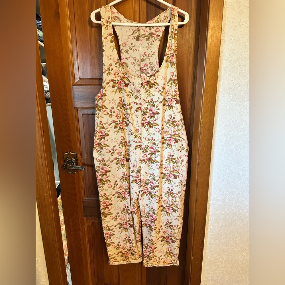 **SOLD** Green Bean Reloved overalls